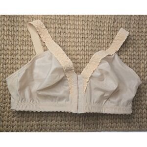 Lady Cameo Dallas Bra 34x36 Beige Lace Soft Cup Style 590 NWOT VTG Made in USA